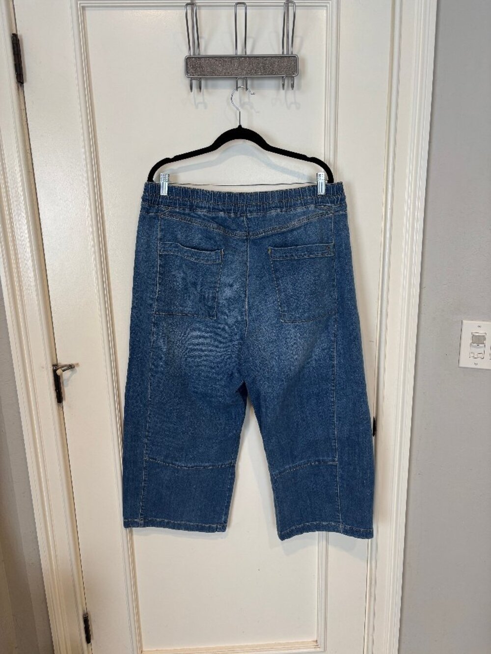 Pilcro "The Izzie" Relaxed Pull-on Barrel Jeans (XLP) - Picture 2 of 11